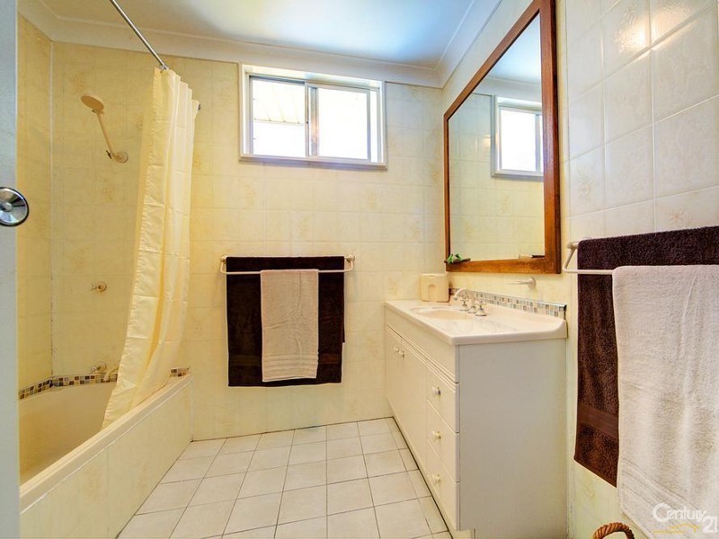 338 CHARLES STREET, Kirwan QLD 4817