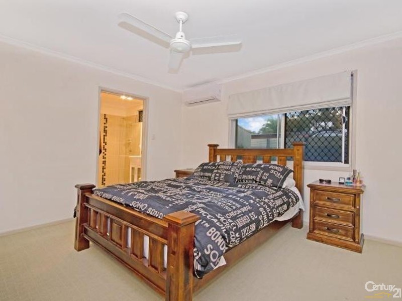 16 CARBINE COURT, Kelso QLD 4815