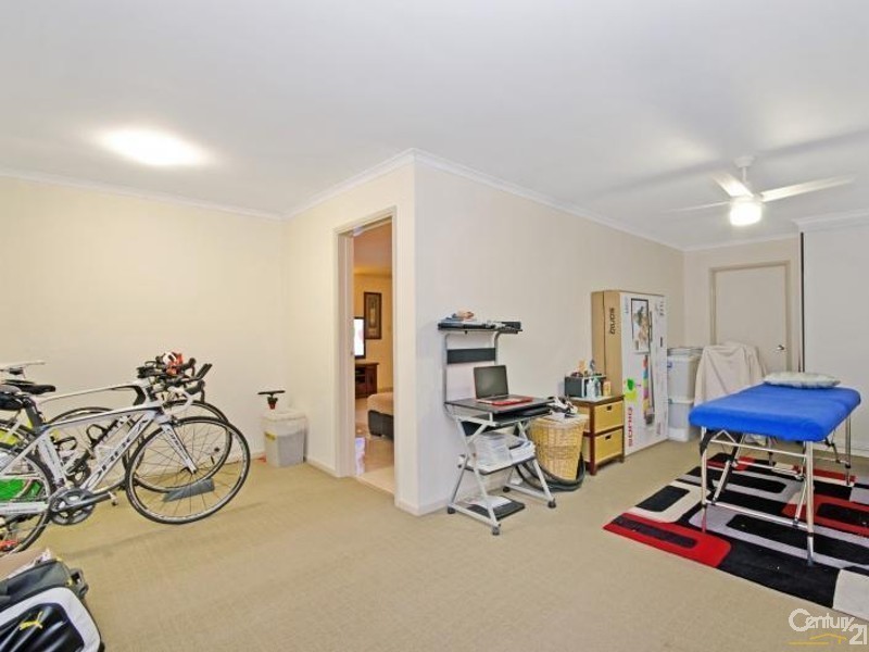 16 CARBINE COURT, Kelso QLD 4815