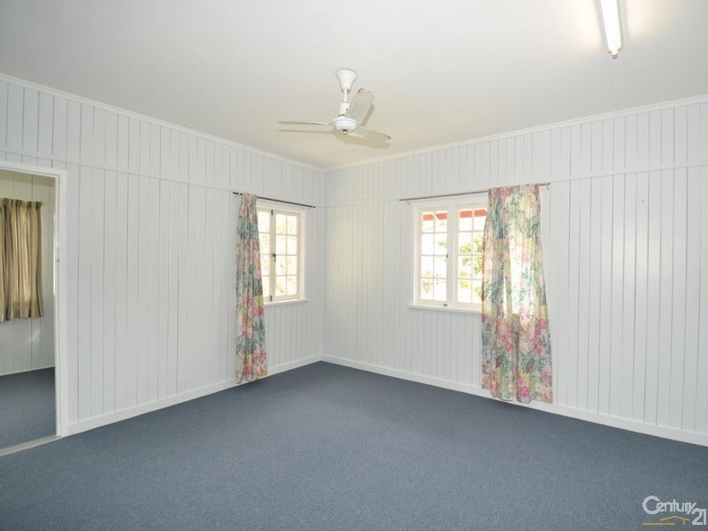 20 CAVENDISH STREET, Pimlico QLD 4812