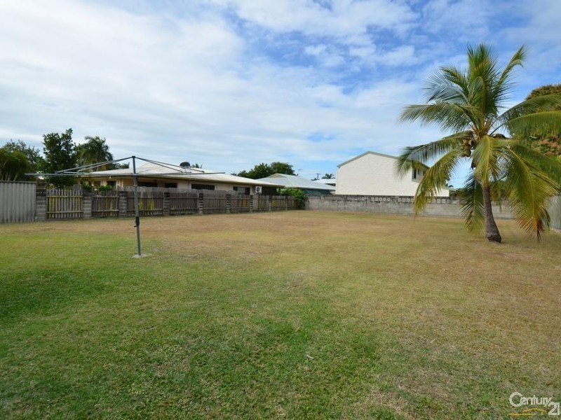 20 CAVENDISH STREET, Pimlico QLD 4812