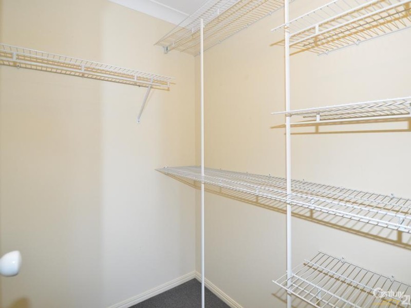 5 BEL AIR AVENUE, Kirwan QLD 4817