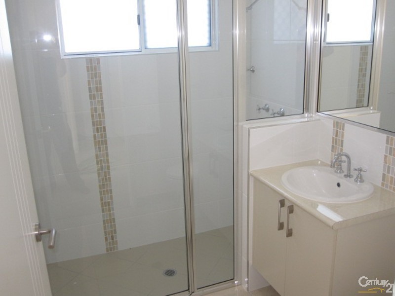 40 GREATER ASCOT AVENUE, Shaw QLD 4818