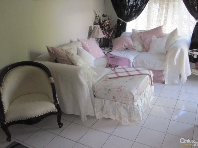 55 LOWTH STREET, Rosslea QLD 4812