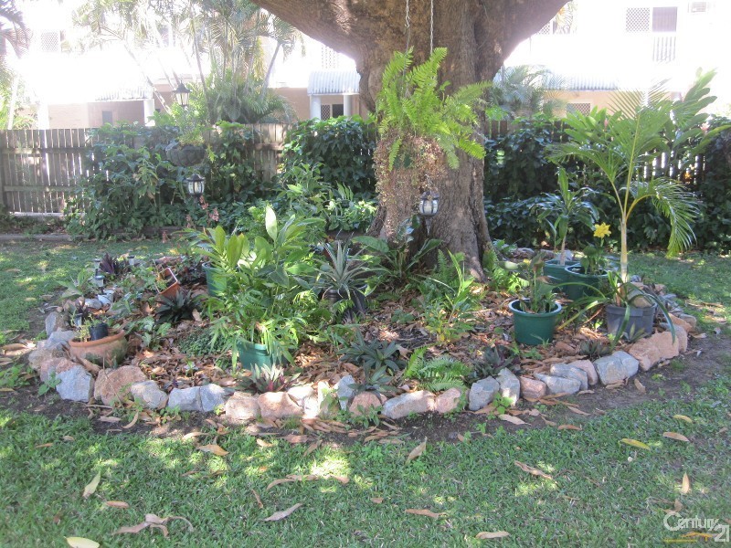 55 LOWTH STREET, Rosslea QLD 4812