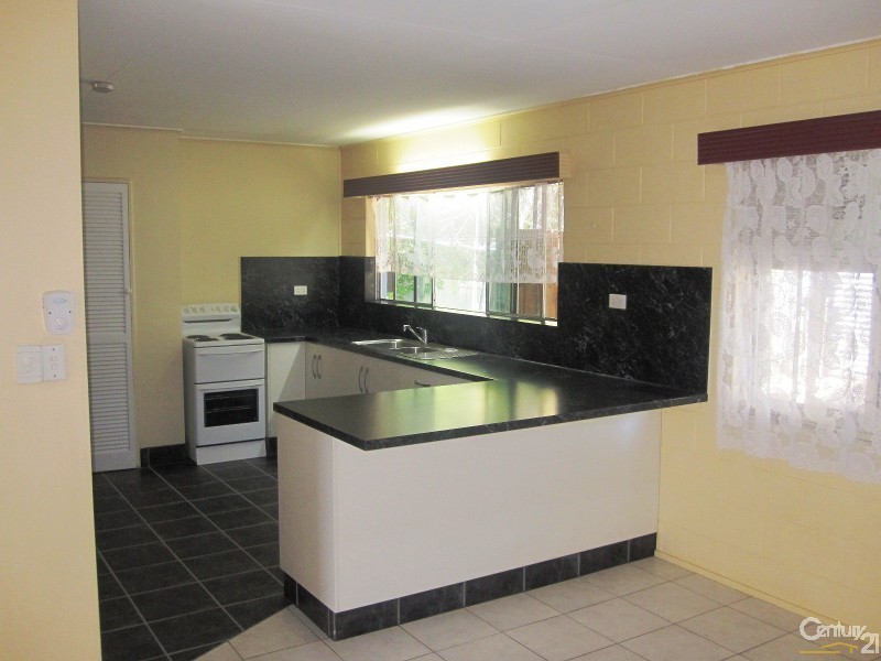 15 BANKSIA STREET, Kirwan QLD 4817