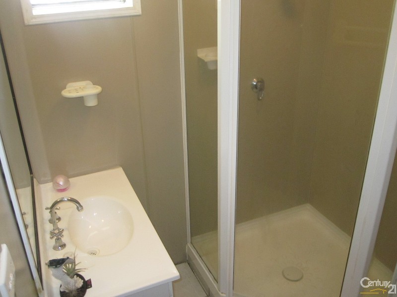 15 BANKSIA STREET, Kirwan QLD 4817