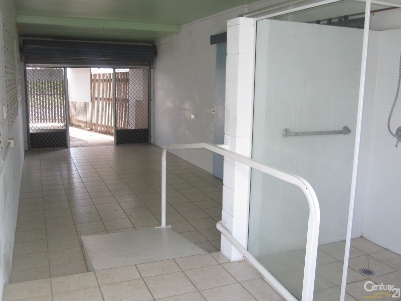 15 BANKSIA STREET, Kirwan QLD 4817