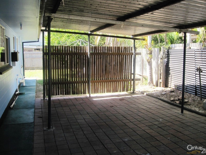 15 BANKSIA STREET, Kirwan QLD 4817