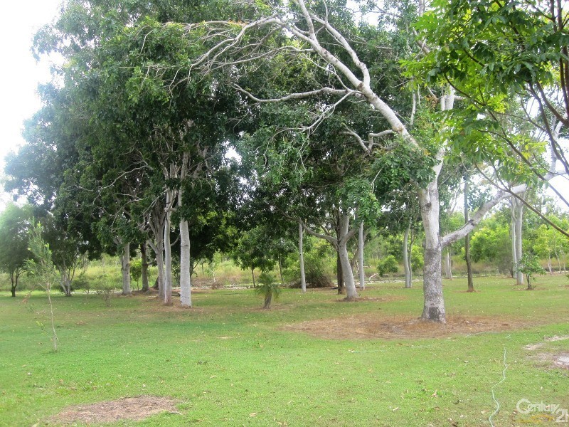 211 PURONO PARKWAY, Yabulu QLD 4818