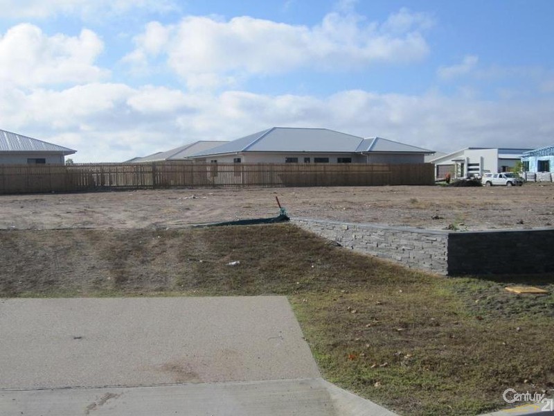 41 SANCTUM BOULEVARDE, Mount Low QLD 4818