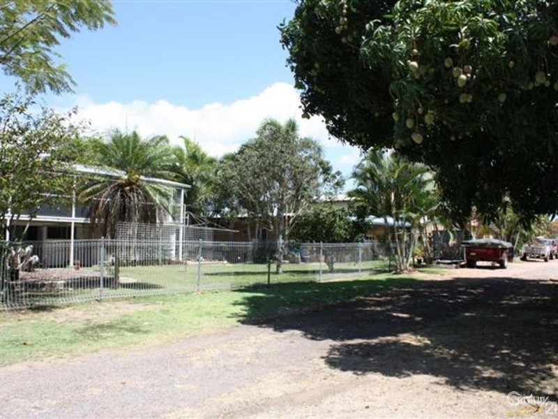 19 HERALD STREET, Rowes Bay QLD 4810