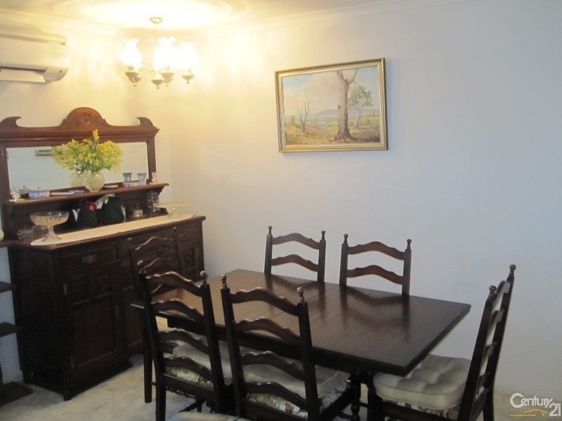 4 DAVIES STREET, Mount Louisa QLD 4814