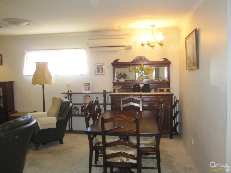 4 DAVIES STREET, Mount Louisa QLD 4814