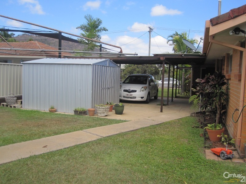 4 DAVIES STREET, Mount Louisa QLD 4814