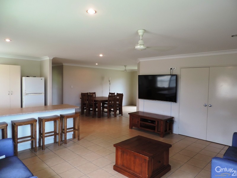 45 LOUIS STREET, Deeragun QLD 4818