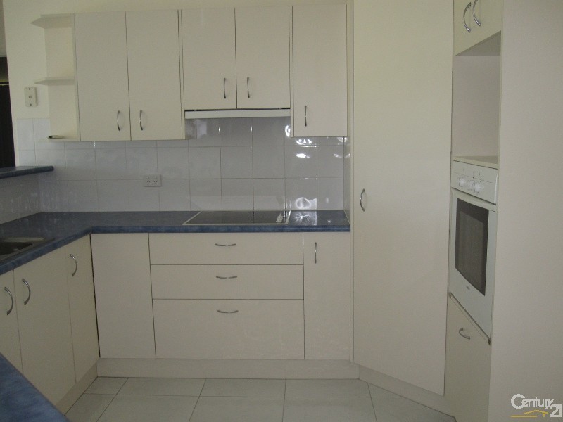 Railway Estate QLD 4810