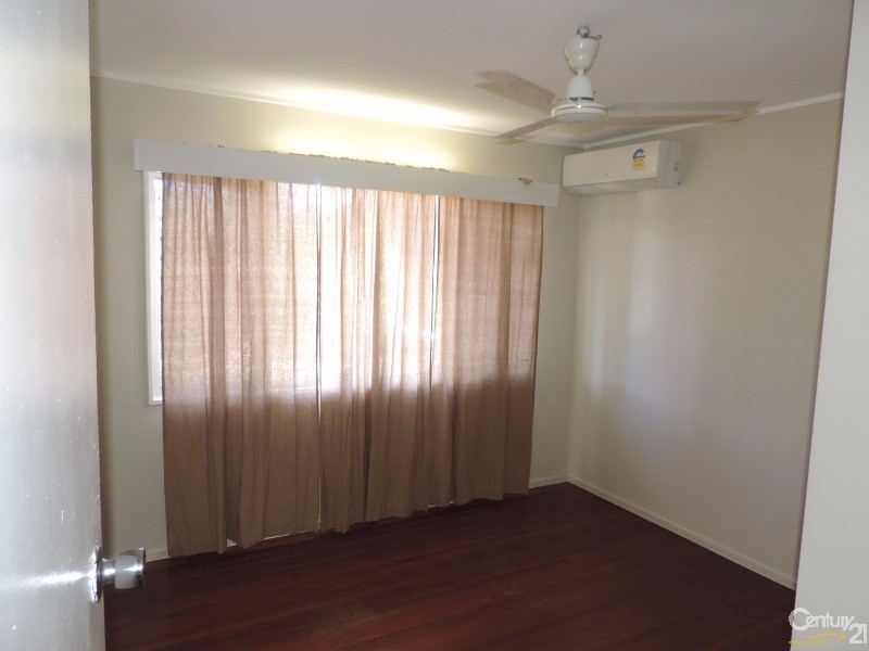 43 Dyer Street, Pallarenda QLD 4810