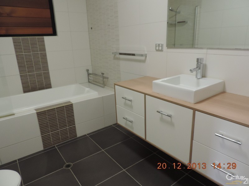 15A Estate Street, West End QLD 4810