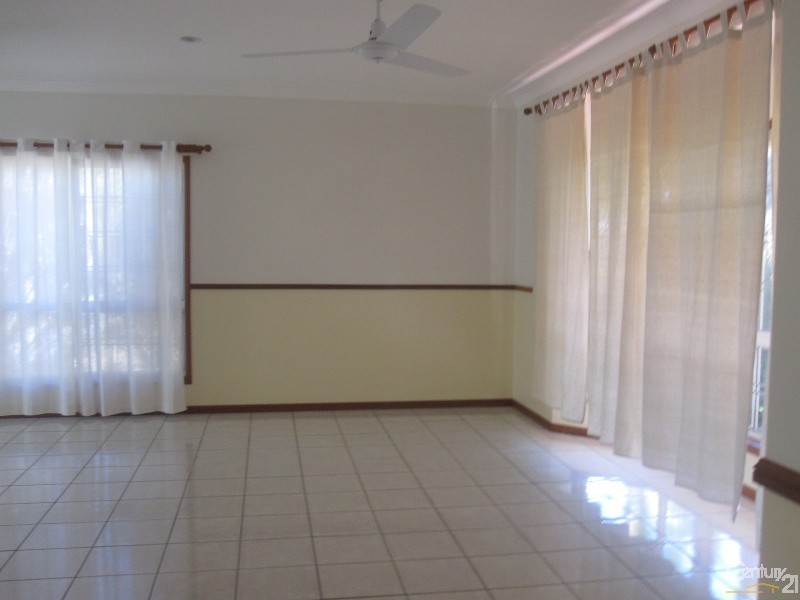 1 Elberry, Kelso QLD 4815