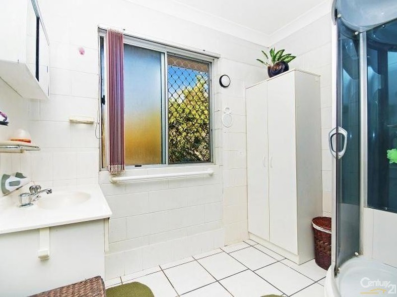 136 THE ESPLANADE, Toolakea QLD 4818