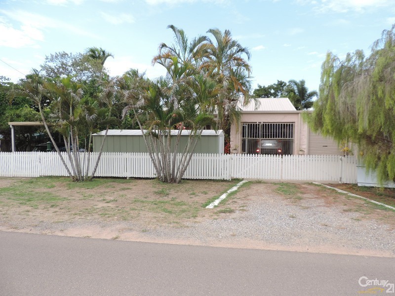 136 THE ESPLANADE, Toolakea QLD 4818