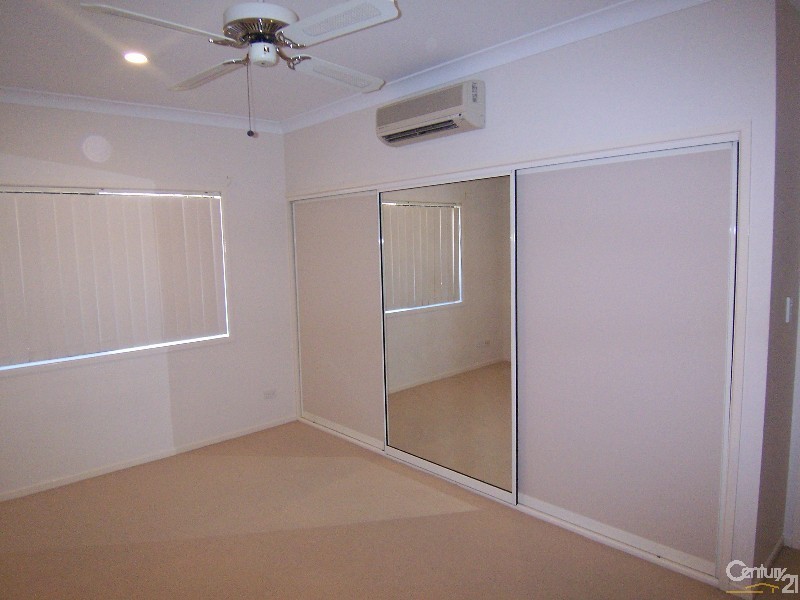 34/1 BURNDA, Kirwan QLD 4817