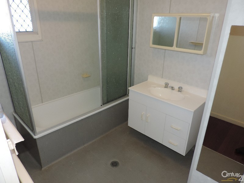 25 DANIELS STREET, Vincent QLD 4814