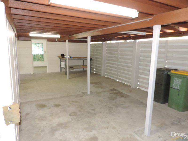 25 DANIELS STREET, Vincent QLD 4814