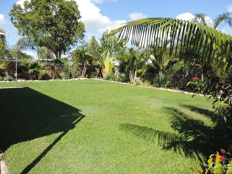 25 DANIELS STREET, Vincent QLD 4814