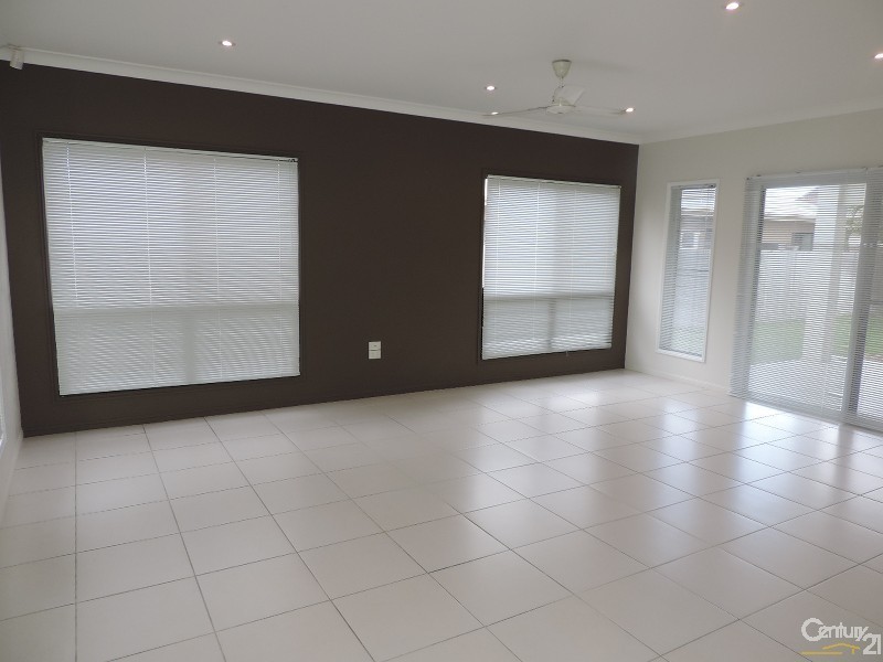 22 LOGRUNNER AVENUE, Bohle Plains QLD 4817