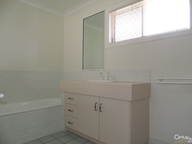 5/5 Quinn Street, Rosslea QLD 4812