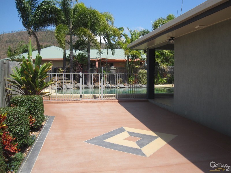 Mount Louisa QLD 4814