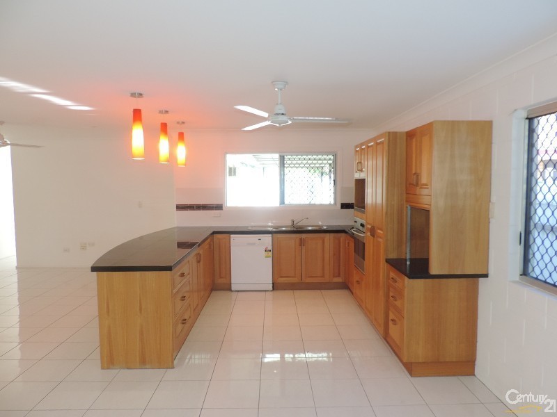 16 CANTERBURY ROAD, Kirwan QLD 4817