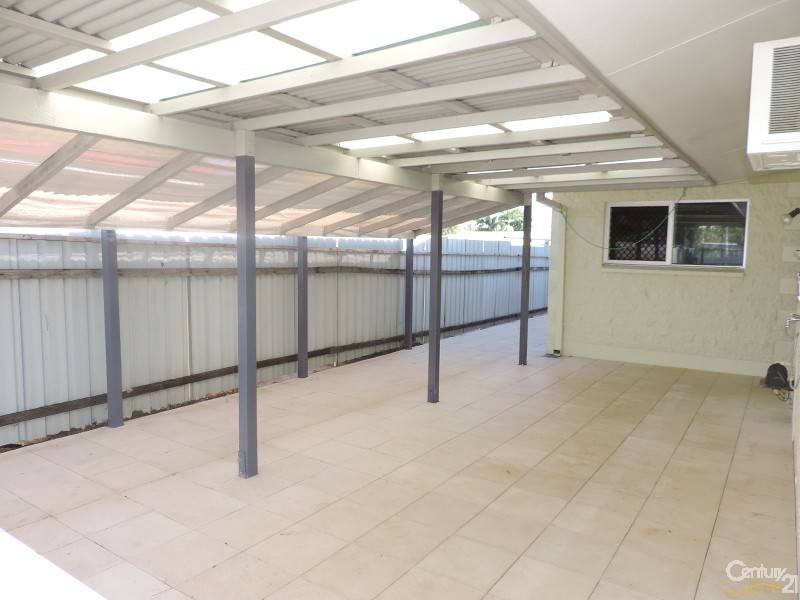 16 CANTERBURY ROAD, Kirwan QLD 4817