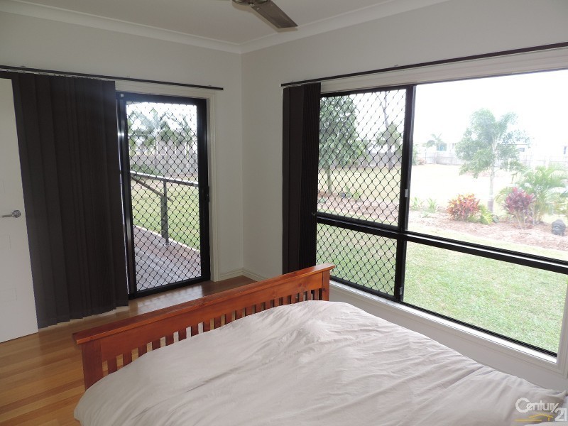 12 STENHOUSE COURT, Mount Low QLD 4818