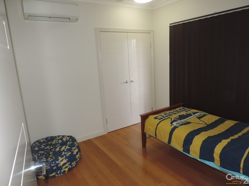 12 STENHOUSE COURT, Mount Low QLD 4818