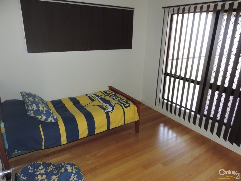 12 STENHOUSE COURT, Mount Low QLD 4818