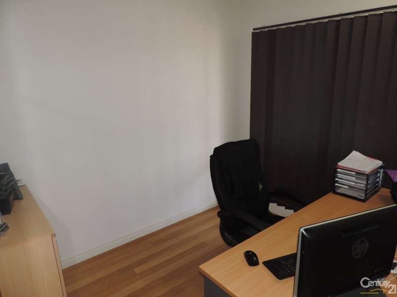 12 STENHOUSE COURT, Mount Low QLD 4818