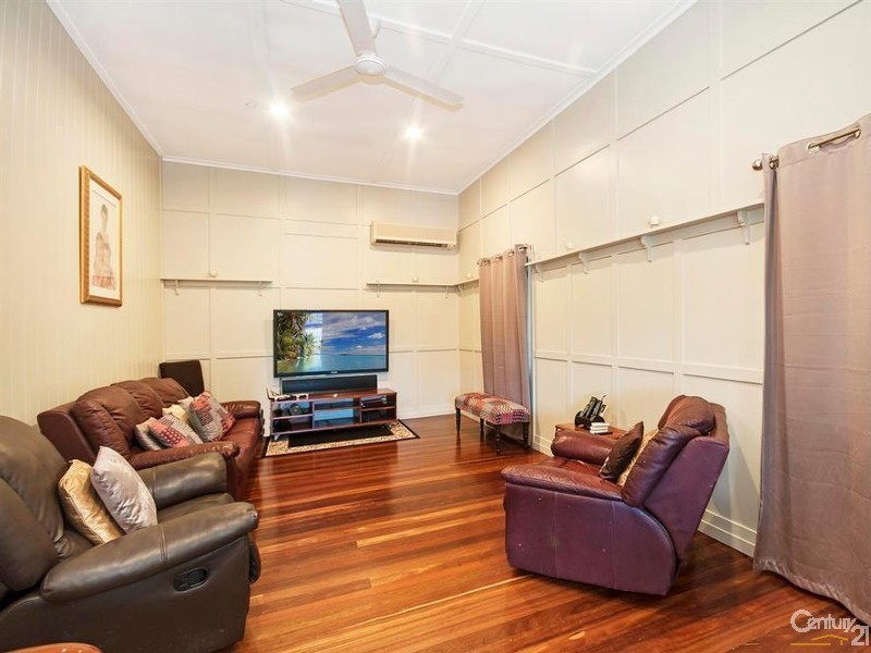 76 TEXAS ROAD, Jensen QLD 4818