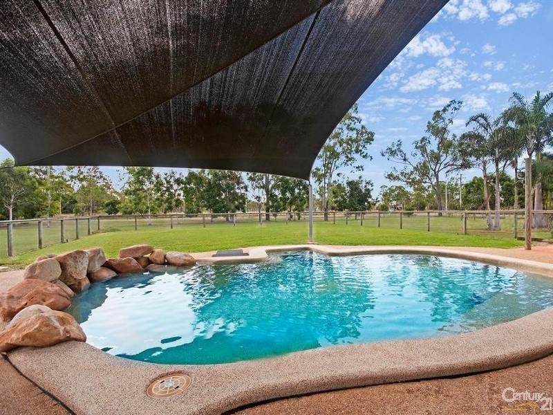 76 TEXAS ROAD, Jensen QLD 4818