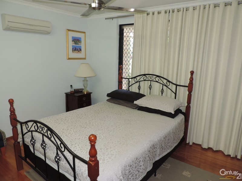 56 WACKETT STREET, Pallarenda QLD 4810