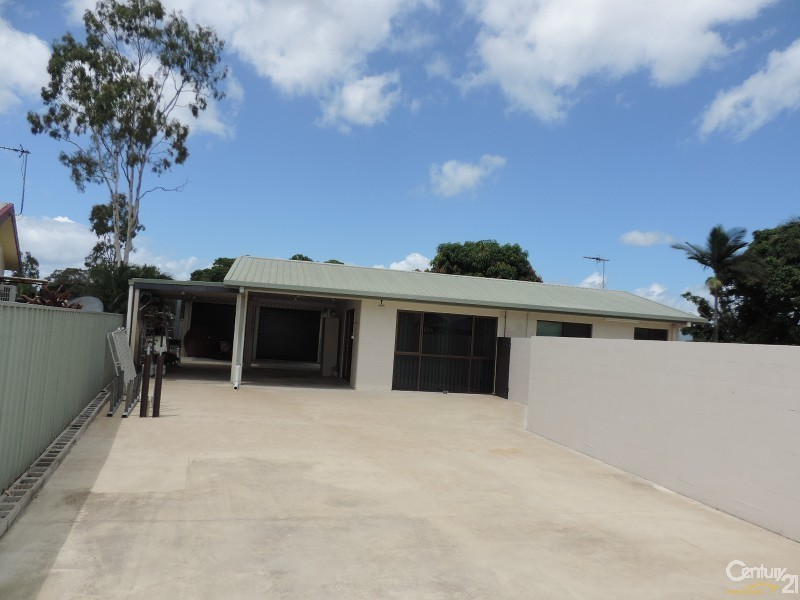 5 SANTAL DRIVE, Rasmussen QLD 4815
