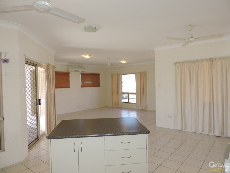 57 BRENTON CIRCUIT, Deeragun QLD 4818