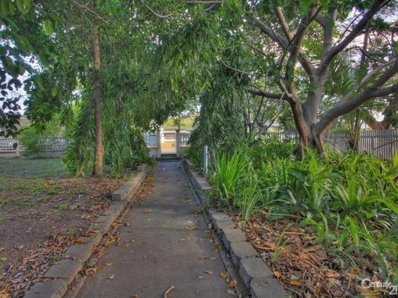 Belgian Gardens QLD 4810