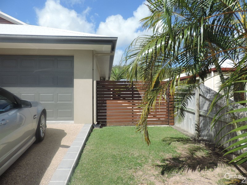 10 REDBANK COURT, Mount Louisa QLD 4814