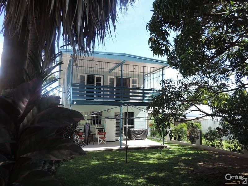 1 HAROLD STREET, West End QLD 4810