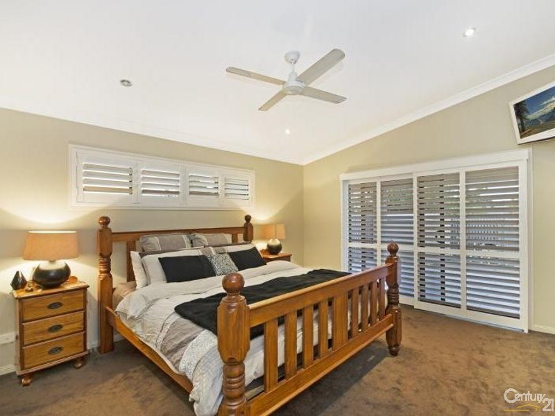 27 DUNGURRA PLACE, Bushland Beach QLD 4818