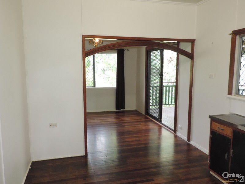 158 IRELAND STREET, Oonoonba QLD 4811