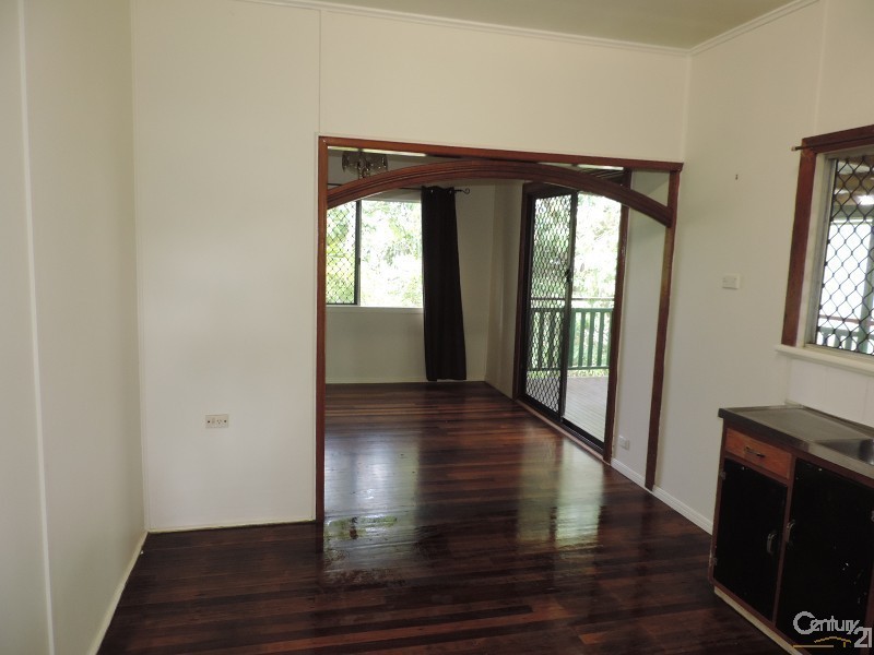 158 IRELAND STREET, Oonoonba QLD 4811